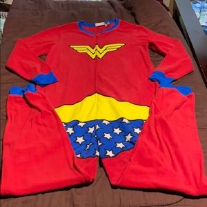 DC Comics Brand. EUC!